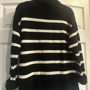 Old Navy Black and White Striped Turtleneck Sweater